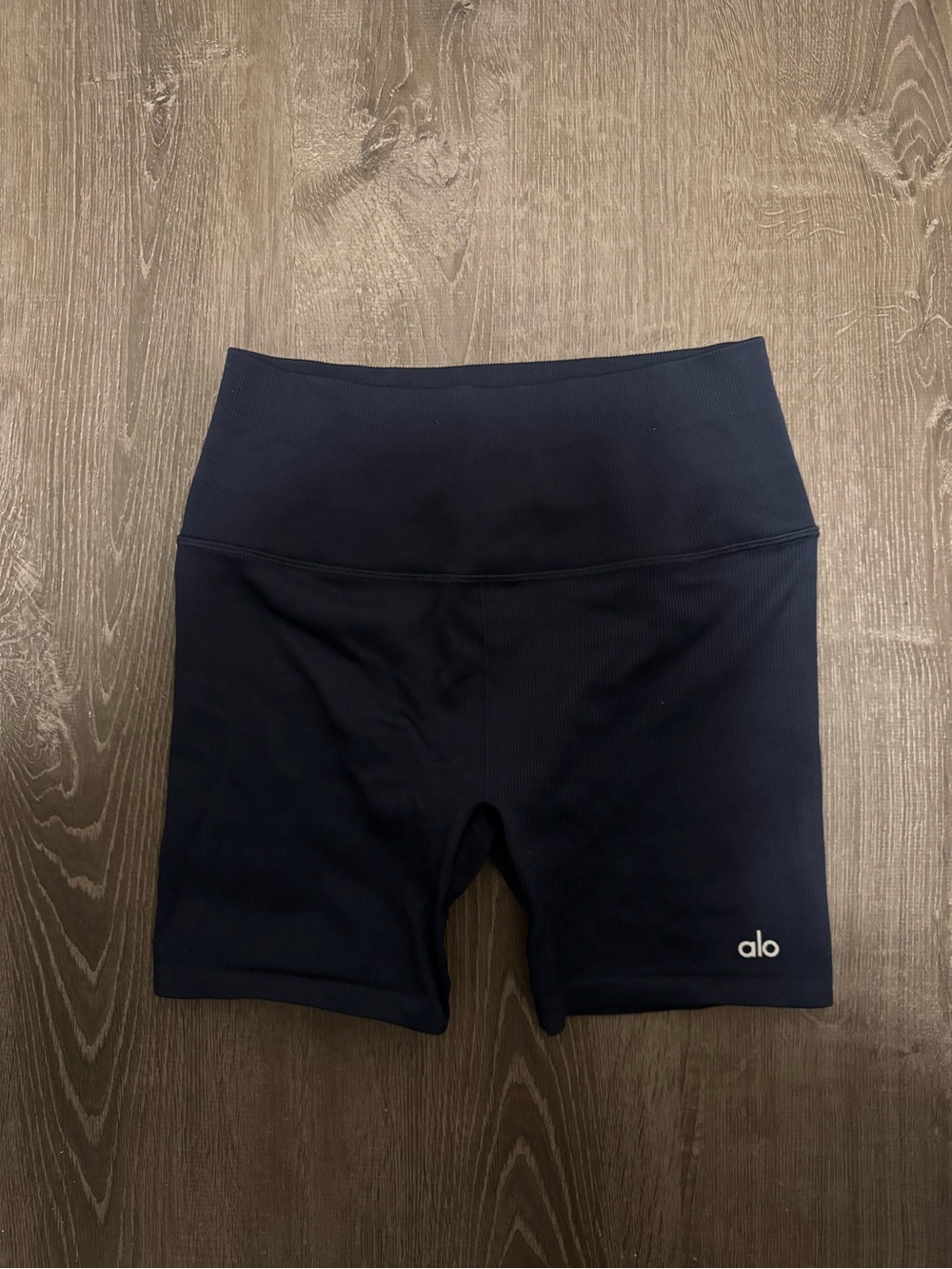 Alo 5” seamless High rise Ribbed Shorts